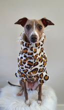 Load image into Gallery viewer, STYLECOM.NZ ~ ANIMAL PRINT + SHERPA TOP • SIZE MEDIUM