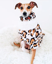 Load image into Gallery viewer, STYLECOM.NZ ~ ANIMAL PRINT + SHERPA TOP • SIZE SMALL